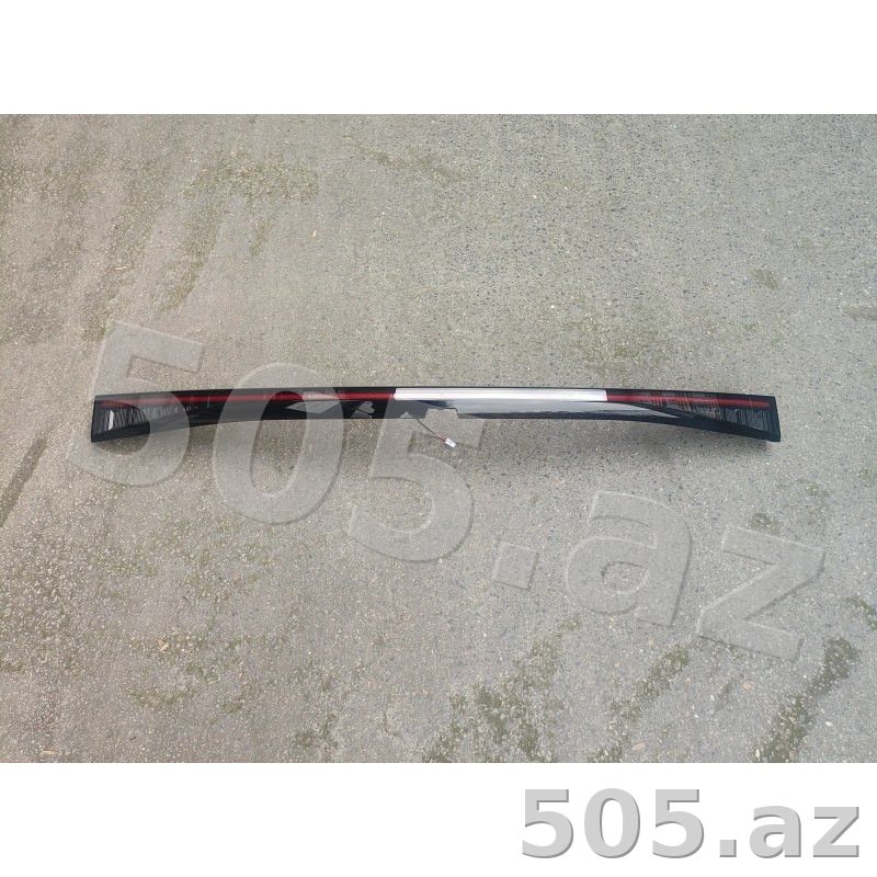 Baqajüstü stop işığı (üçüncü stop, ЦСС, third brake light) — Changan A05