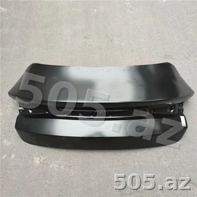 Baqaj qapısı — Changan A05