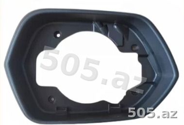 Güzgünün Qara Çərçivəsi — Changan A05